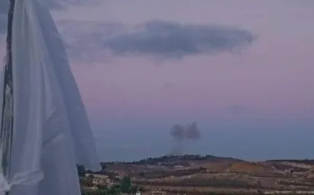 تناولت مواقع اخبارية عن دعوة كاهن رعية "رميش" أبناء رعيته ورعايا البلدات المجاورة برفع شارات السلام على منازلهم وسياراتهم برفع الأعلام البيضاء والصلوات