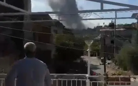 بالفيديو - غارة على كيفون استهدفت احد البيوت