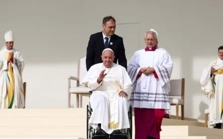 البابا فرنسيس يدعو إلى "وقف فوري لإطلاق النار" في الشرق الأوسط