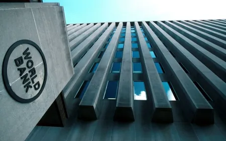البنك الدولي يبحث توفير أموال طارئة للبنان