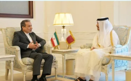 وزير خارجية إيران يلتقي نظيره القطري... و"مشاورات مهمة" بشأن الوضع الإقليمي