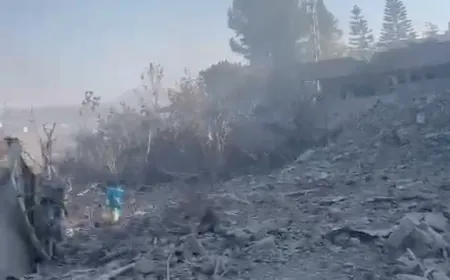 بالفيديو - مشاهد من مكان استهداف حاجز الجيش والمباني المجاورة في كفرا