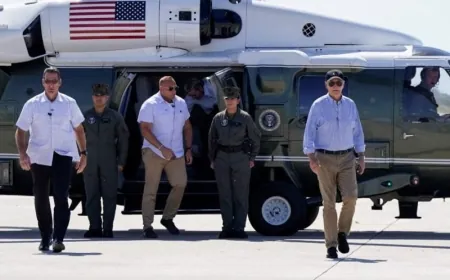 بعد الإعصار ميلتون.. بايدن يتفقد آثار الدمار في شوارع فلوريدا