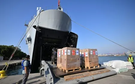 تركيا ترسل 300 طن من المساعدات إلى لبنان