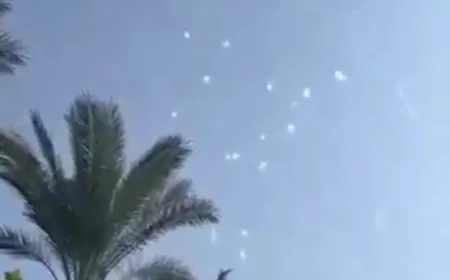 دوي أكثر من 20 انفجارًا في سماء ‎حيفا إثر رشقة صاروخية من ‎لبنان