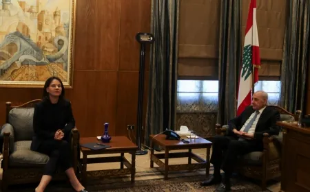 وزيرة الخارجية الألمانية وصلت إلى بيروت وتلتقي الرئيس نبيه بري في هذه الأثناء