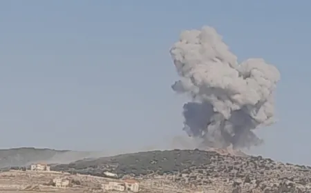 جدد الطيران الحربي غاراته الجوية مستهدفًا للمرة الثانية محيط تلة علي الطاهر عند الأطراف الشرقية لبلدة ‎النبطية الفوقا