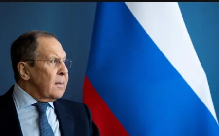 وكالة الإعلام الروسية عن لافروف: روسيا ستردّ على أيّ عدوان محتمل من حلف شمال الأطلسيّ