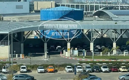 سقوط صاروخ بشكل مباشر بالقرب من مطار بن غوريون في "تل_أبيب"