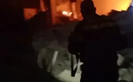 بالفيديو -غارة إسرائيلية عنيفة استهدفت منطقة الصرفند