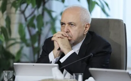 ظريف يخاطب ترمب: إيران لن تتأثر بالتهديدات وستقدر الاحترام