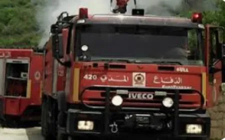 نجاة فريق الدفاع المدني في الهيئة الصحية الإسلامية بعد استهدافه بغارتين من مُسيّرة إسرائيلية في بلدة عدلون قضاء صيدا