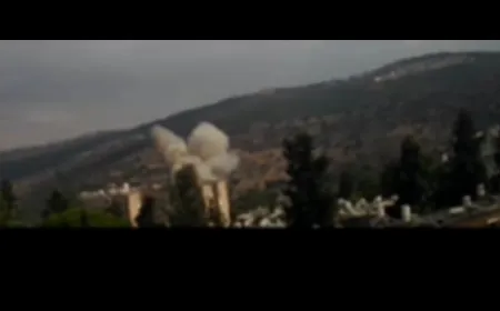لحظة سقوط صاروخ بشكل مباشر في كرميئيل