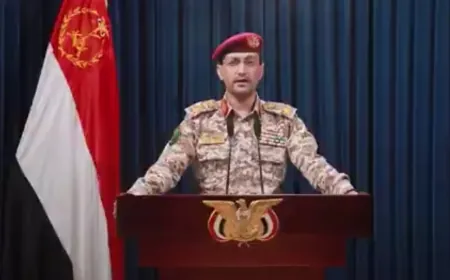 الحوثيون: استهدفنا حاملة الطائرات الأميركية أبراهام بطائرات مسيرة