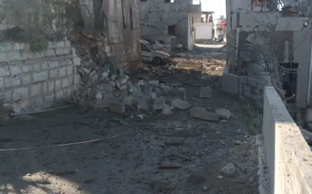 مسيرة استهدفت منزلًا في بلدة صير الغربية