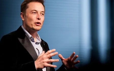 مطالبات للتحقيق في اتصالات بين إيلون ماسك و روسيا