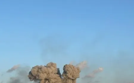 بالفيديو -بعد تهديد مدينة صور ومحيطها.. انطلقت 3 صواريخ من فوق البحر واستهدفت مبنى في صور.