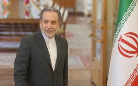 إيران تنفي عقد اجتماع بين مبعوث لطهران وإيلون ماسك