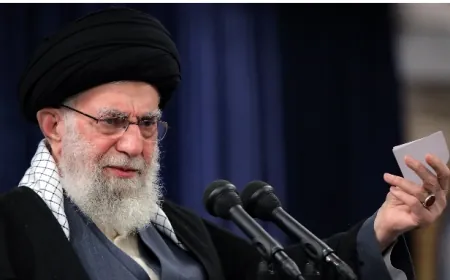 كلمة للإمام السيد علي الخامنئي صباح الغد عند الساعة العاشرة و الربع