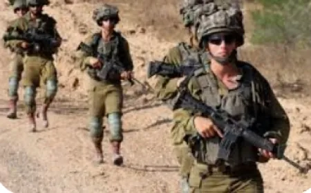 الجيش الإسرائيلي يقول إنه قصف 20 هدفا لحزب الله خلال دقيقتين في بيروت وضاحيتها