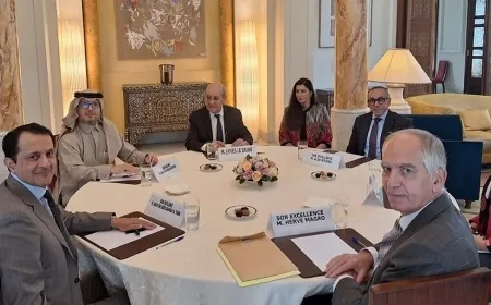 لودريان يلتقي سفراء “الخماسية”