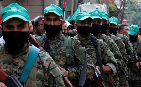 وفد من “حماس” يصل القاهرة السبت