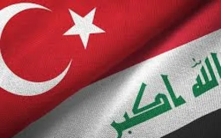 وزير الخارجية التركي يناقش هاتفيا مع نظيره العراقي الوضع في سوريا 