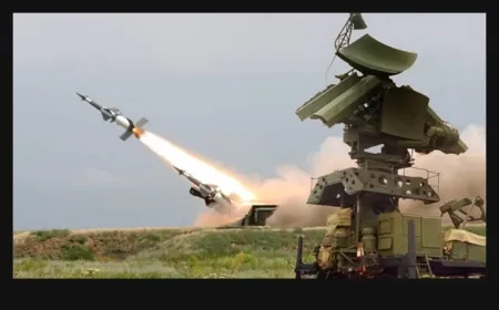 التلفزيون السوريّ الرسميّ: الدفاعات الجوية السورية تصدّت لطائرات مسيرة هجومية فوق دمشق