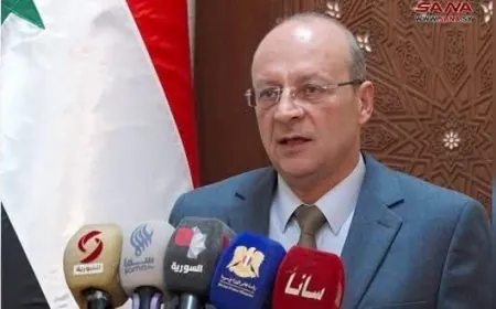 هل وزير الصحة السوري أحمد ضميرية يعلن أنشقاقه عن النظام؟