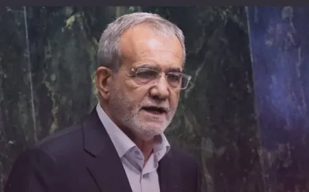 الرئيس الإيراني: نأمل أن يتمكن الشعب السوري العظيم من تقرير مستقبله بعيدا عن العنف والتدخلات الخارجية المدمرة