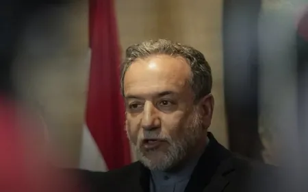 وزير الخارجية الإيراني عباس عراقجي: