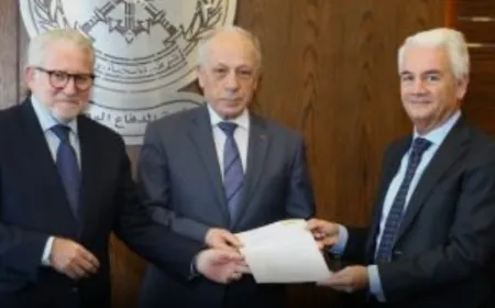 وزير الدفاع تسلم رسالة من نظيريه الإيطالي والإسباني حول اقتراحات تطبيق ترتيبات وقف إطلاق النار