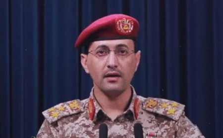 الناطق باسم أنصار الله: استهدفنا 3 سفن إمداد أمريكية بعد خروجها من ميناء ⁧‫جيبوتي‬⁩