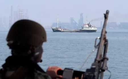 سفينة إيرانية أطلقت مسيرات قبالة السواحل الأميركية؟