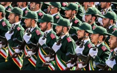الحرس الثوري الإيراني يدعو إلى "التكيف مع الوقائع" الجديدة في سوريا