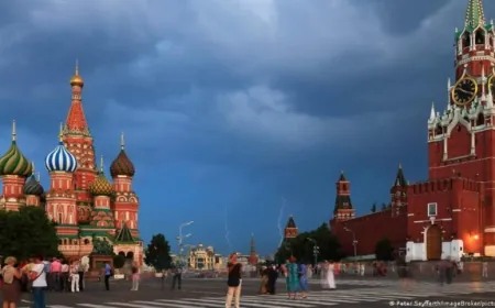 الكرملين: رئيس الوزراء المجري اقترح على بوتين هدنة في أوكرانيا خلال عيد الميلاد