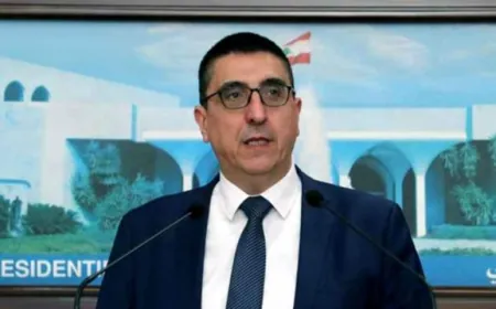 وزير الشؤون بحث مع منسق الامم المتحدة في أزمة النزوح الجديدة من سوريا
