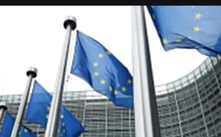 متحدث: المفوضية الأوروبية لا تبحث تمديد نقل الغاز الروسي عبر أوكرانيا