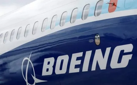 بوينغ تستأنف إنتاج الطائرات العريضة البدن 767 و777 بعد إضراب