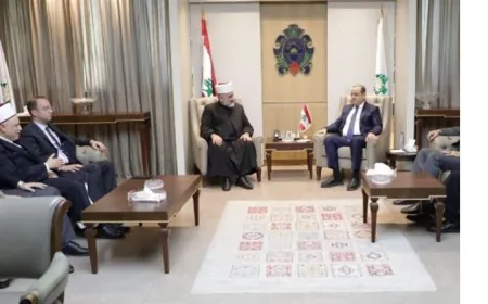 اللواء البيسري استقبل رئيس المجلس الإسلامي العلوي