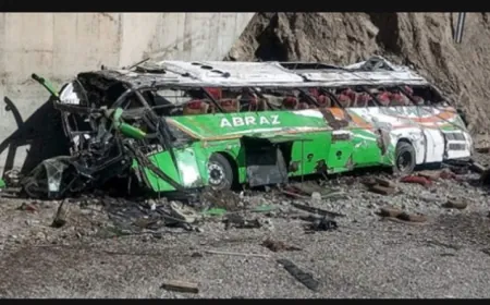 مقتل عشرة أشخاص على الأقل في حادث حافلة في إيران