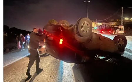 جريحتان جراء تدهور سيارة رباعية الدفع وانقلابها على طريق عام ابلح