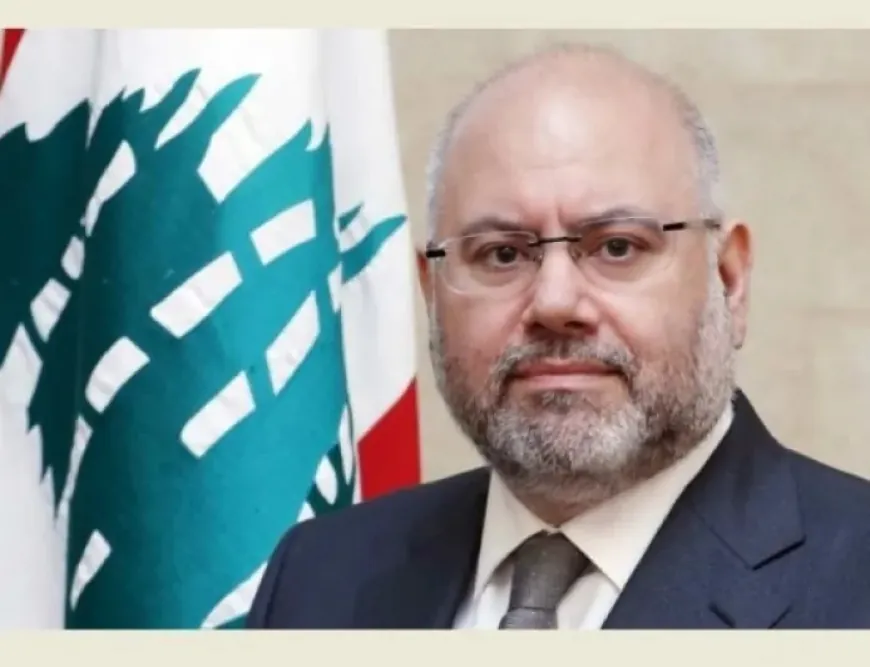 الأبيض: ملتزمون إعادة إعمار القطاع الصحي الذي أثبت العاملون فيه أنهم أبطال