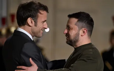 زيلينسكي: ناقشت مع ماكرون "نشر وحدات" أجنبية في أوكرانيا