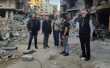 فرح جال في الضاحية الجنوبية وتفقد أضرار مراكز الدفاع المدني واطلع من العناصر على معاناتها
