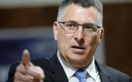 ساعر: أعتقد أن أغلبية حكومة إسرائيل ستدعم اتفاق غزة