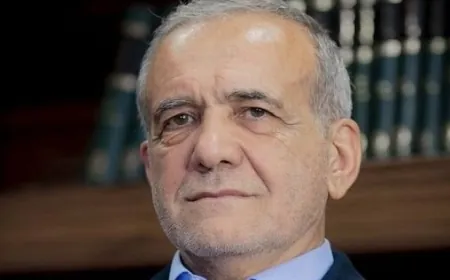 حذّر الرئيس الإيراني  رئيس الولايات المتحدة  من خطر اندلاع "حـ رب" ضد إيـران