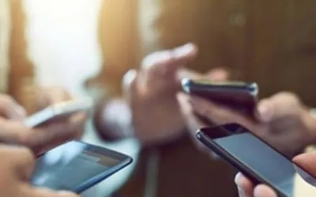 تحذير مستخدمي الهواتف من “المخترق الشبح”