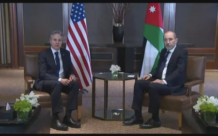 الصفدي وبلينكن يؤكدان أهمية اتفاقية وقف إطلاق النار في غزة وضرورة تنفيذها