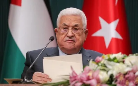 وهنأ الرئيس  الفلسطيني محمود عباس الرئيس ترامب.